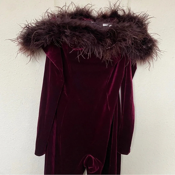 House of CB 'Salima' Dark Cherry Velvet Feather Jumpsuit NWT size M - Picture 9 of 14